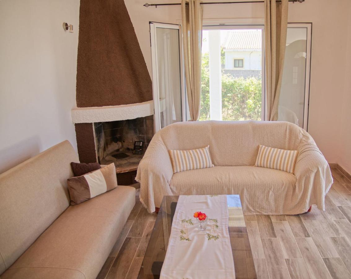 Villa Riviera Agios Georgios  Zewnętrze zdjęcie