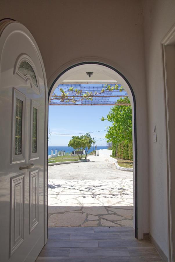 Villa Riviera Agios Georgios  Zewnętrze zdjęcie